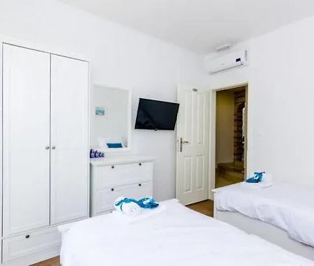Kate - Outdoor Pool, 4 Bedrooms, Free Parking Villa Dubrovnik