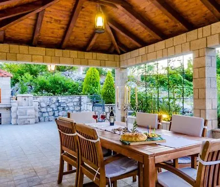 Villa Kate - Outdoor Pool, 4 Bedrooms, Free Parking Dubrovnik