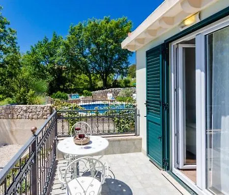 Villa Kate - Outdoor Pool, 4 Bedrooms, Free Parking Dubrovnik